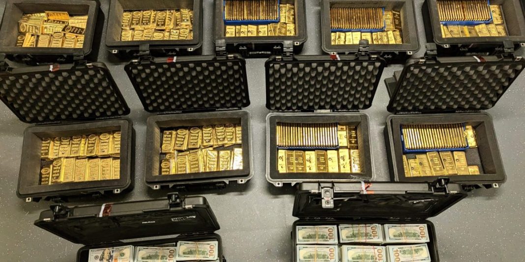 Former CIA official with Top Secret clearance admits to $194 million fraud, including 298 gold bars